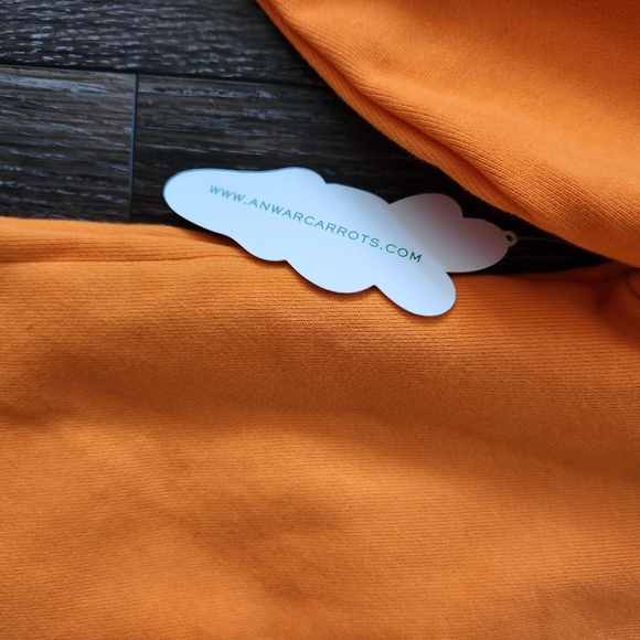 Anwar Carrots Orange Farm Boys Sweatshirt Size Medium (8) - Picture 6 of 8